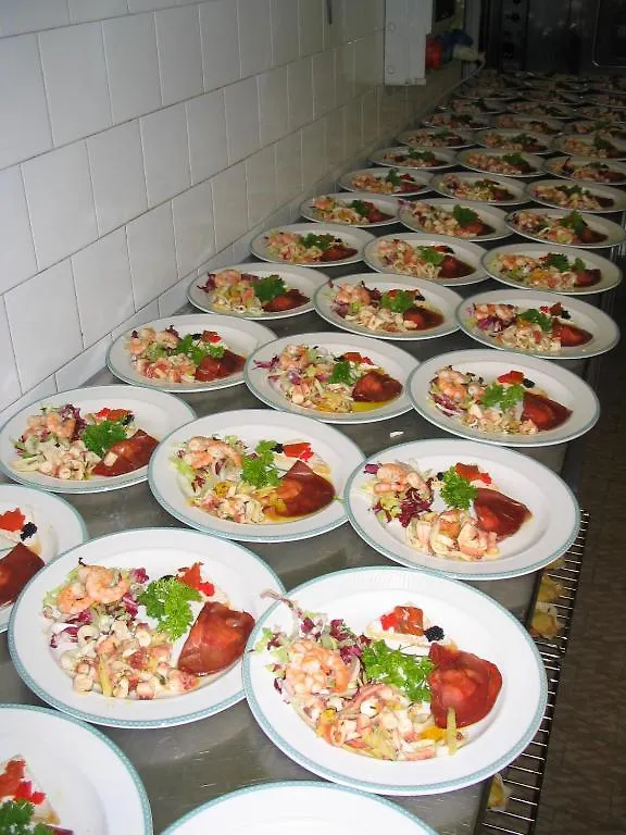 Hotel Aquila D'Oro Misano Adriatico 3*,
